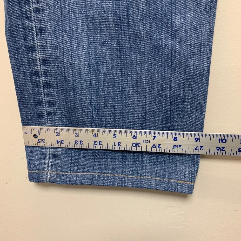 Levi's 505 Regular Fit Jeans Mens 38x30 Blue Excellent Medium Wash Straight Leg